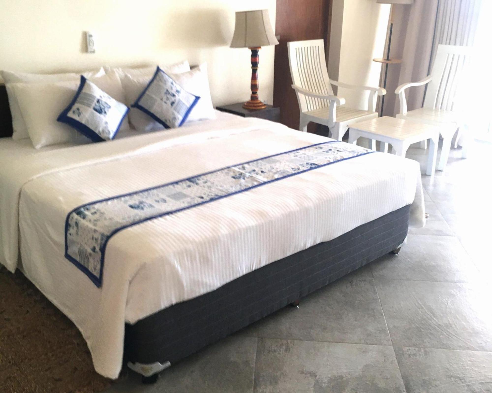 Arhimser Villa-Superb 4 Bedroom Beachfront For 8 In Ranna, Tangalle, Bb, Pool, Free Pick Up For 7 Night Stays Arriving Together, Serviced, Taxes Included Экстерьер фото